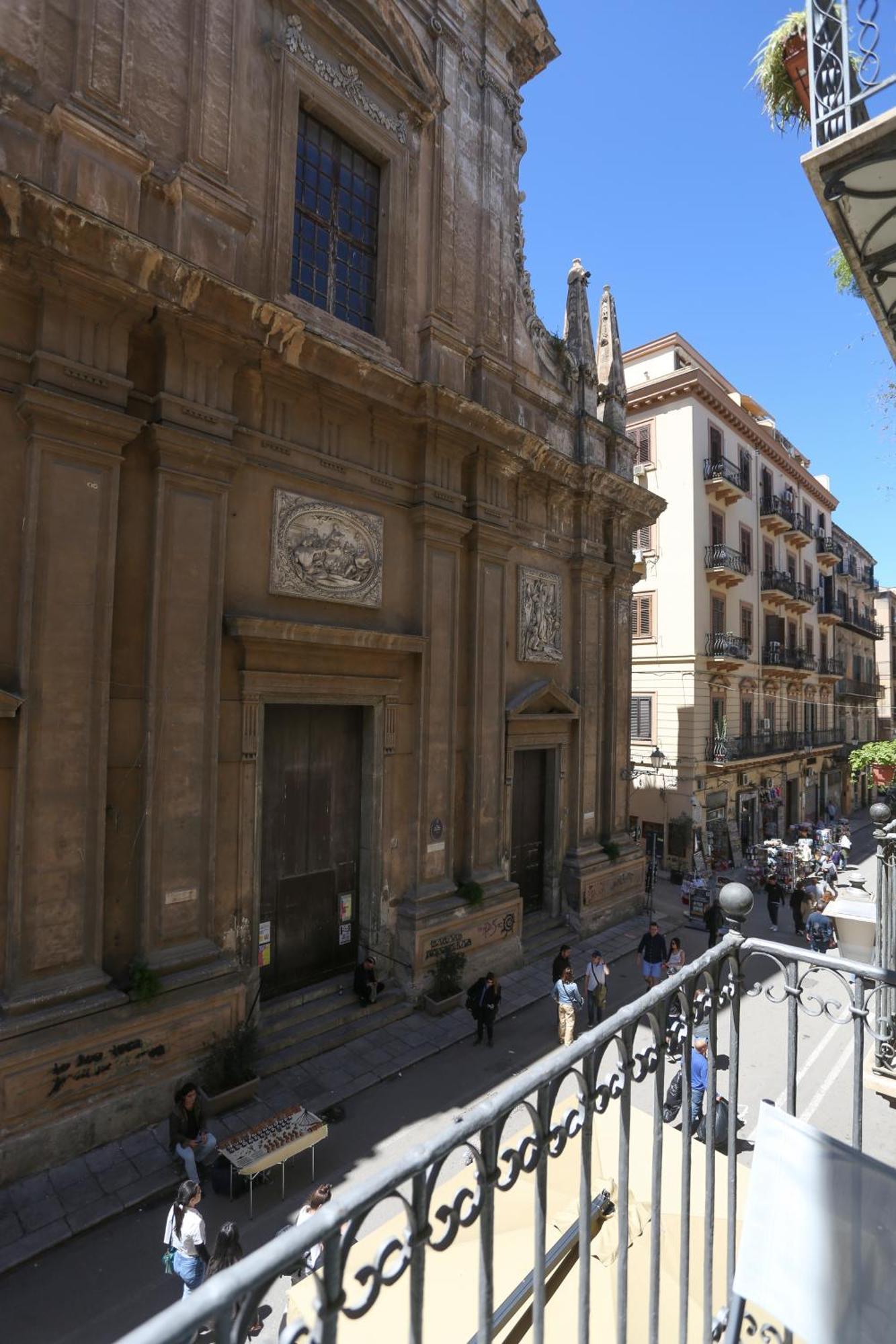 Maqueda View Apartment Palermo Luaran gambar