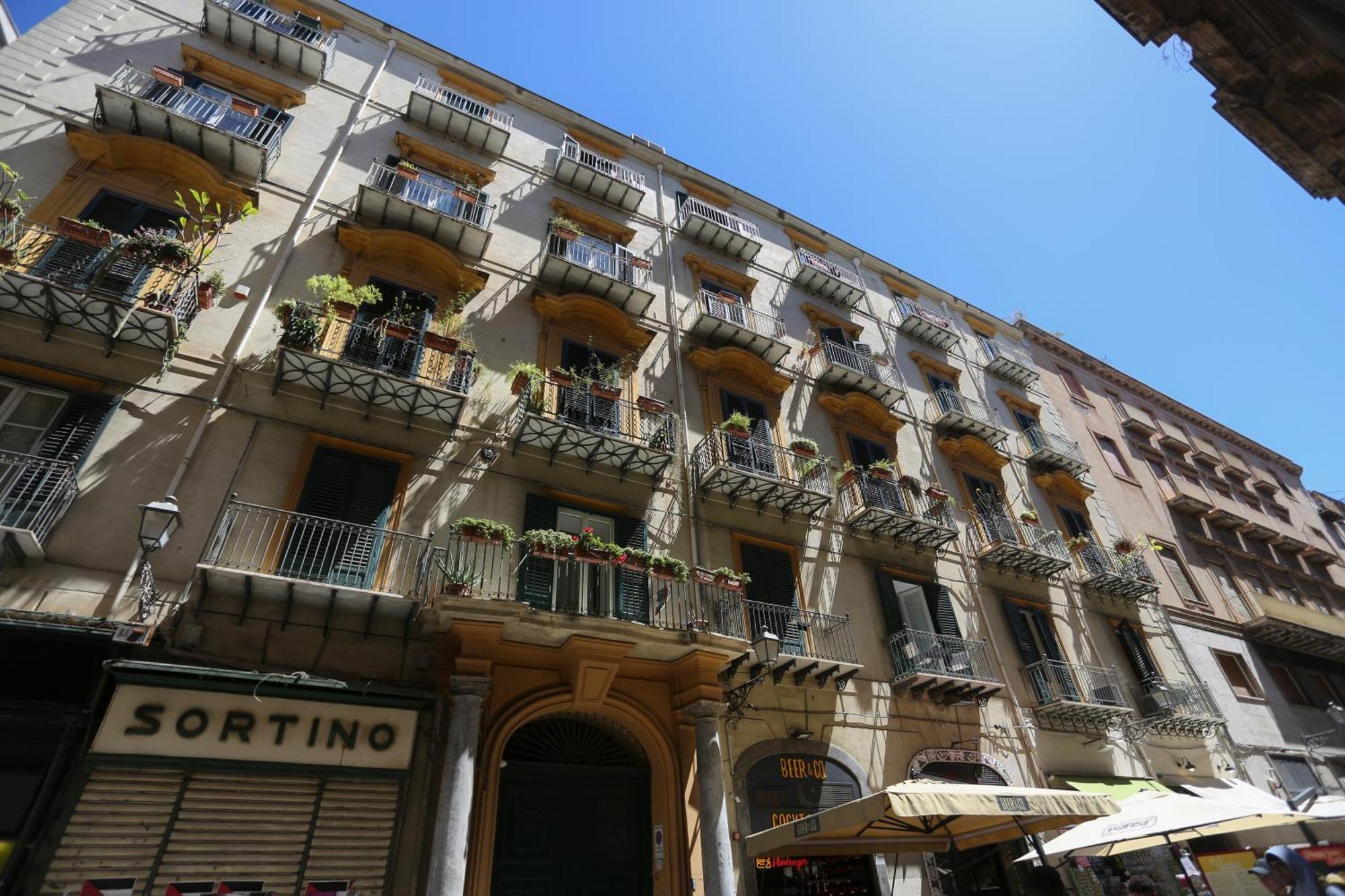 Maqueda View Apartment Palermo Luaran gambar