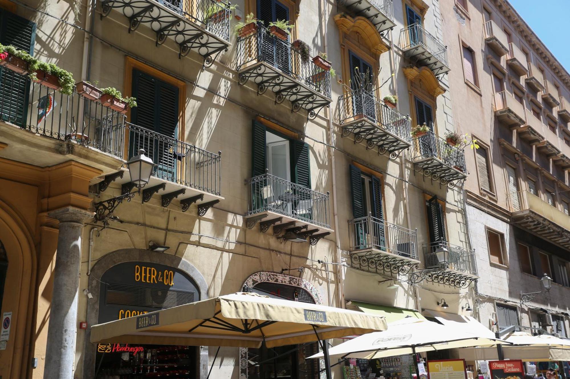 Maqueda View Apartment Palermo Luaran gambar